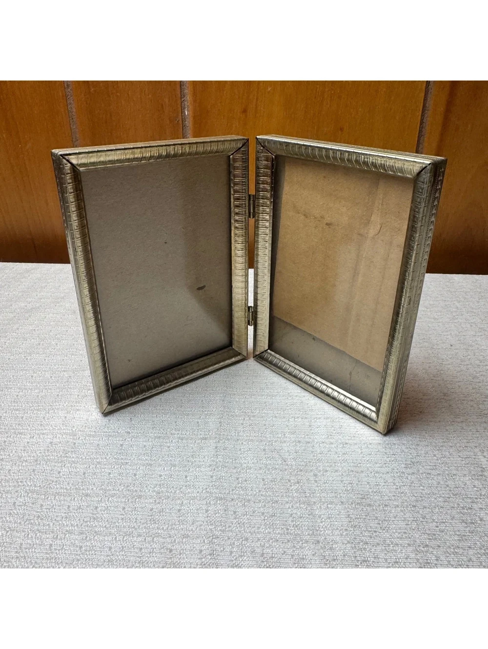 Vintage Brass Tone Double Hinged Picture Frame Holds Two 3.5x5 Photos
